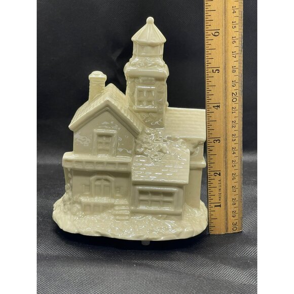 Vintage Sankyo Collectible Pearlescent Ceramic Music Box Figurine 6.5" Tall - Picture 6 of 8